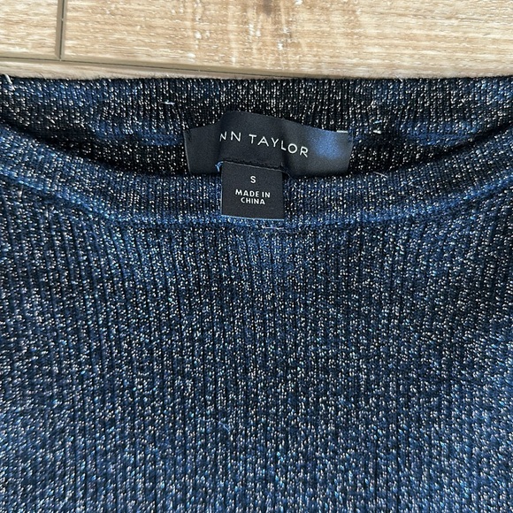 NWOT Ann Taylor Black Shimmer Balloon Sleeved Sweater Size S - Picture 5 of 11